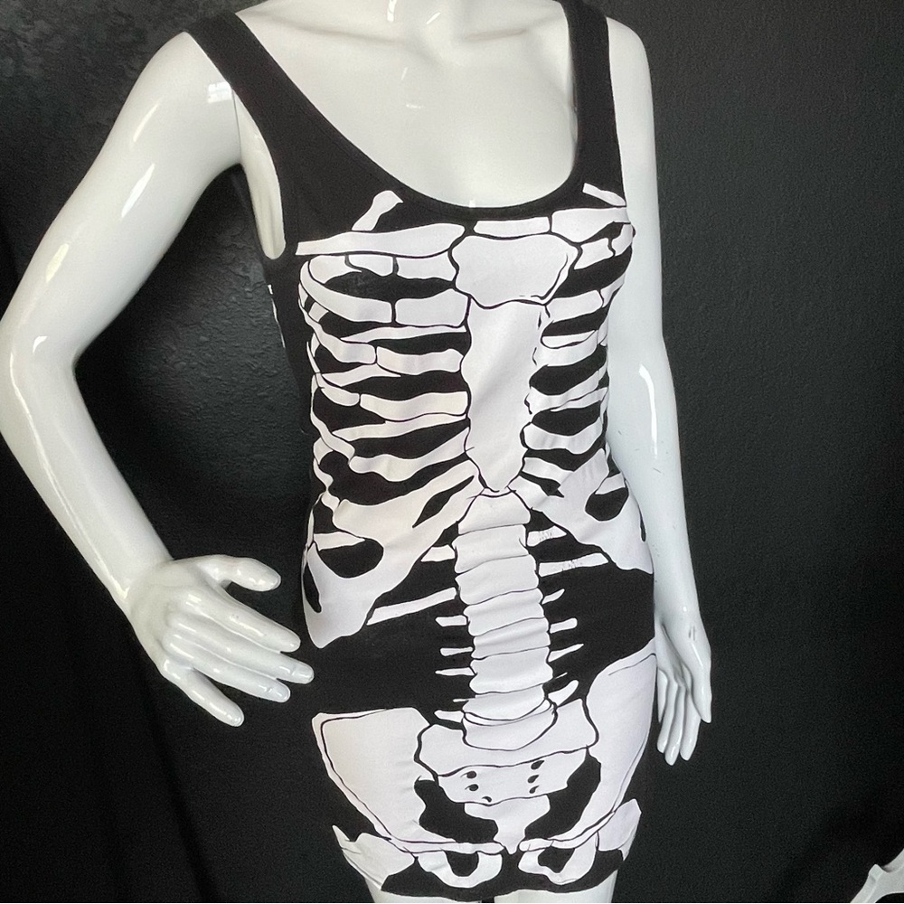Vintage skeleton cotton dress - Picture 3 of 16
